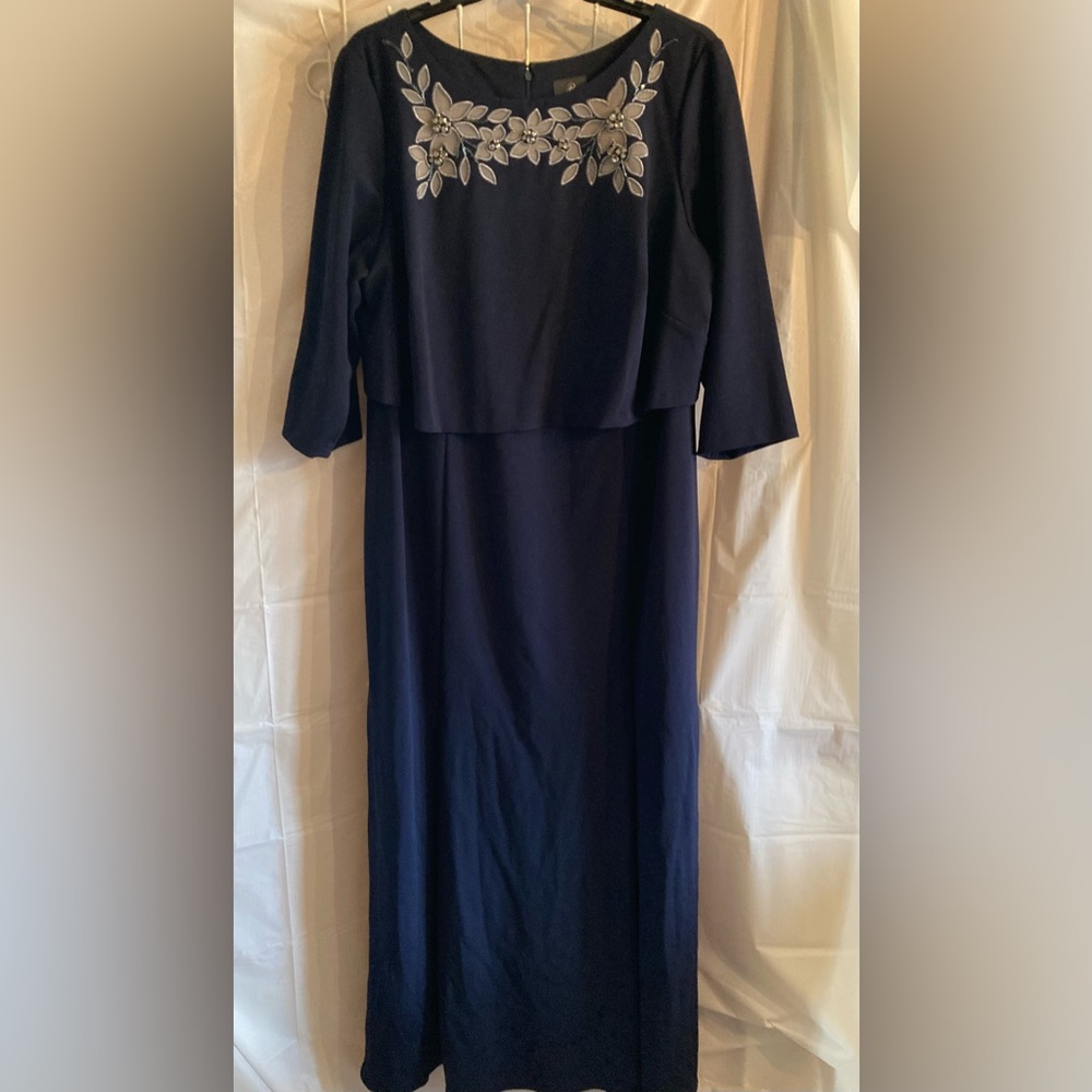 Adrianna Papell Plus Size Navy Gown